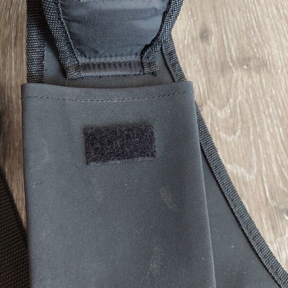 Weekenders Vintage 90s Black Crossbody Sling Bag - Picture 6 of 12